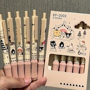 NIB! Hello Kitty and Friends Set of 6 Pens with Foam Rubber Grip!